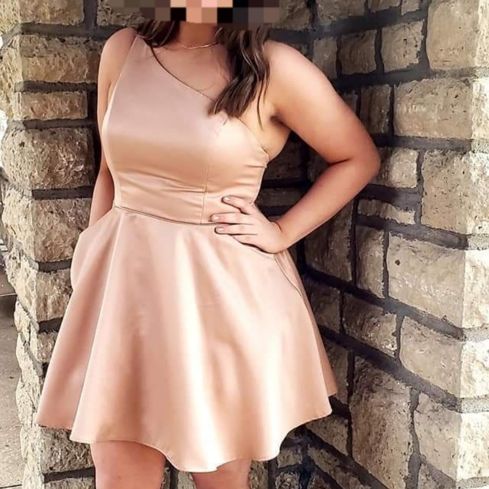 Beautiful Gold Homecoming Dress